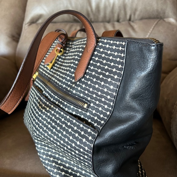 Fossil Tote large purse good condition - Picture 4 of 7